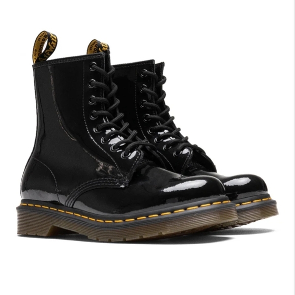 Dr. Martens Black Patent Leather Lace-Up Ankle Boots Women's Size 6 Brand New - Picture 3 of 16